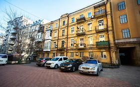Kyiv Classic Apartment
